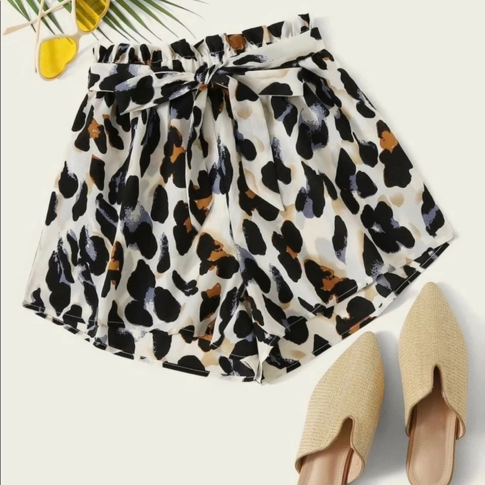 Plus Size Cheetah Print Shorts